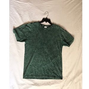 URBAN OUTFITTERS shirt